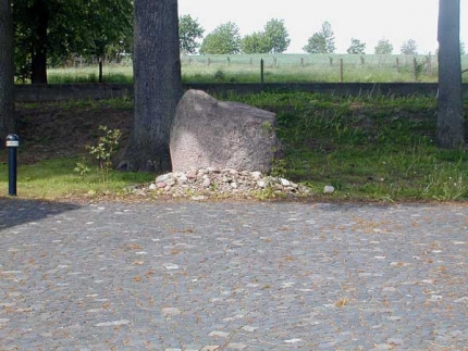 Bild 1 von 1 Findling